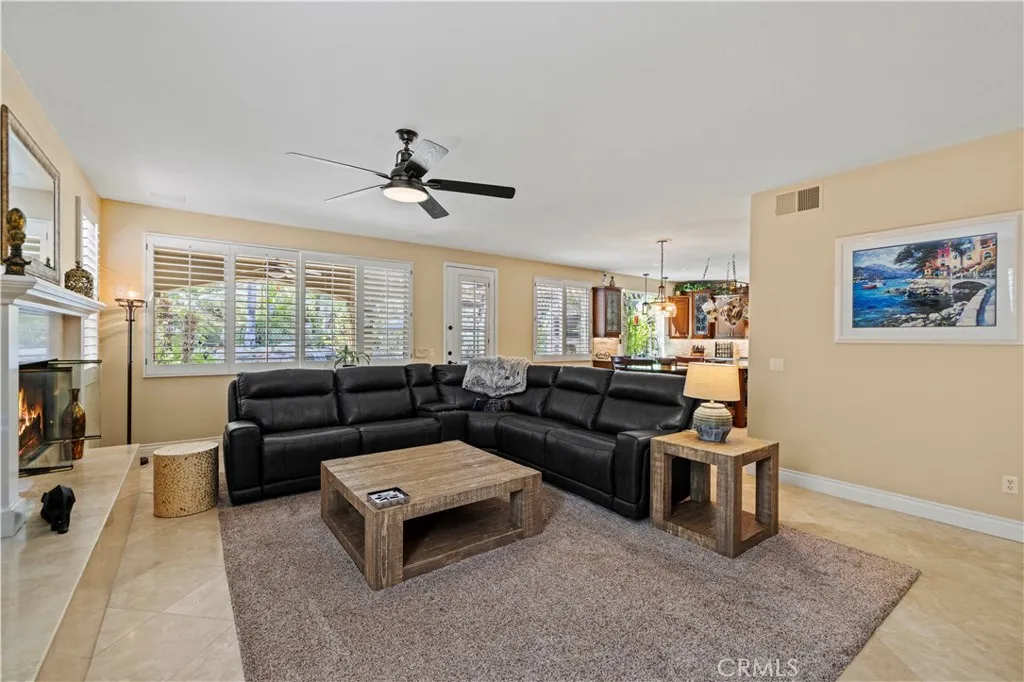 25221 Summerhill Lane, Stevenson Ranch, California 91381 home-pic-25