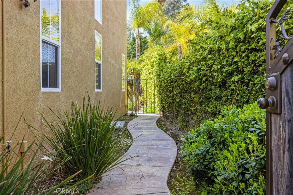 25221 Summerhill Lane, Stevenson Ranch, California 91381 home-pic-60