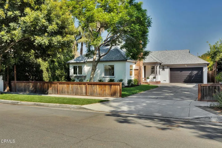 Welcome Home to 410 W Spazier Ave