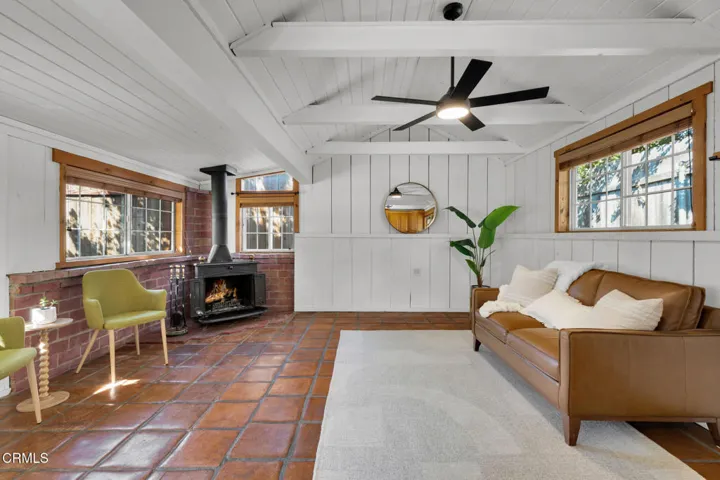 Inviting Guesthouse Living Area