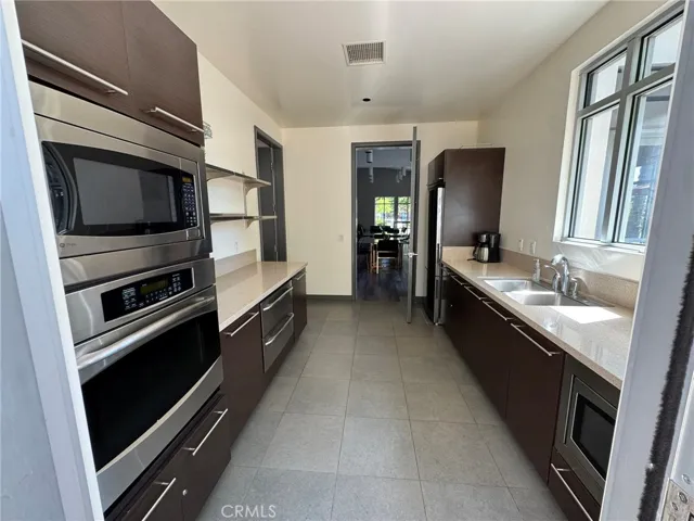 35 Vantis Drive, Aliso Viejo, California 92656