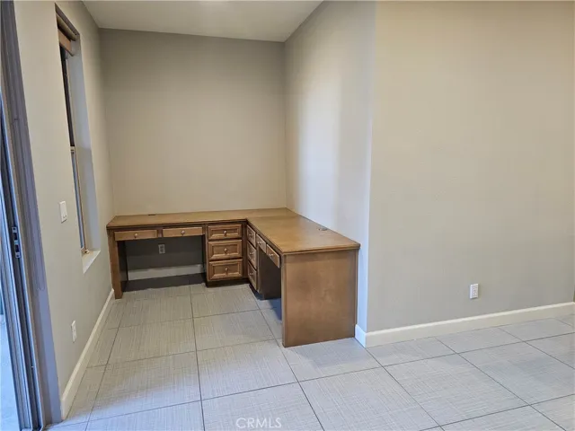 Work space close to the kitchen.