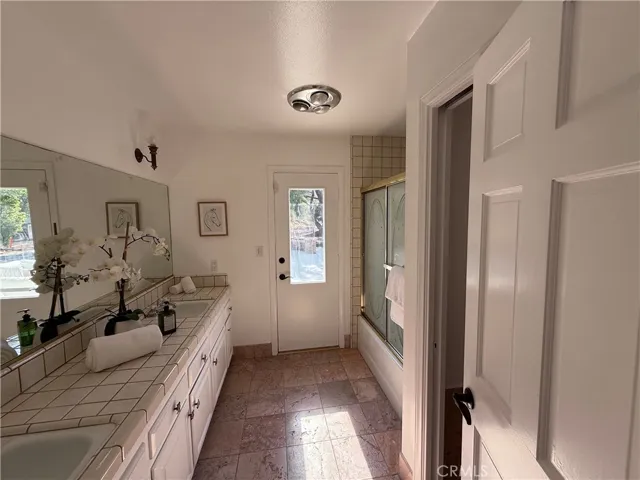 Downstairs Full Bathroom