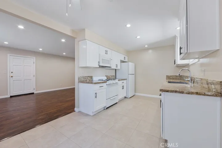 1271 E 7th Street, Long Beach, California 90813