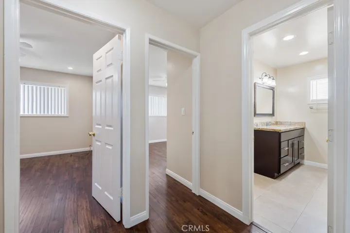 1271 E 7th Street, Long Beach, California 90813