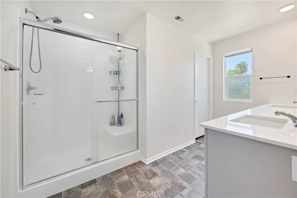 34758 Criollo Way, Fallbrook, California 92028 home-pic-17