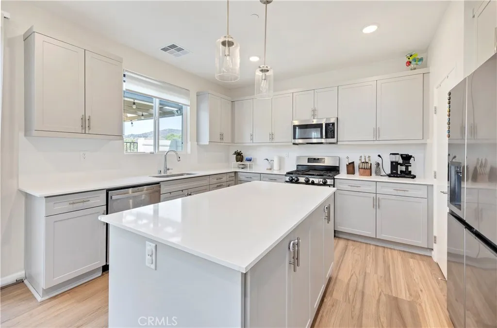 34758 Criollo Way, Fallbrook, California 92028 home-pic-4