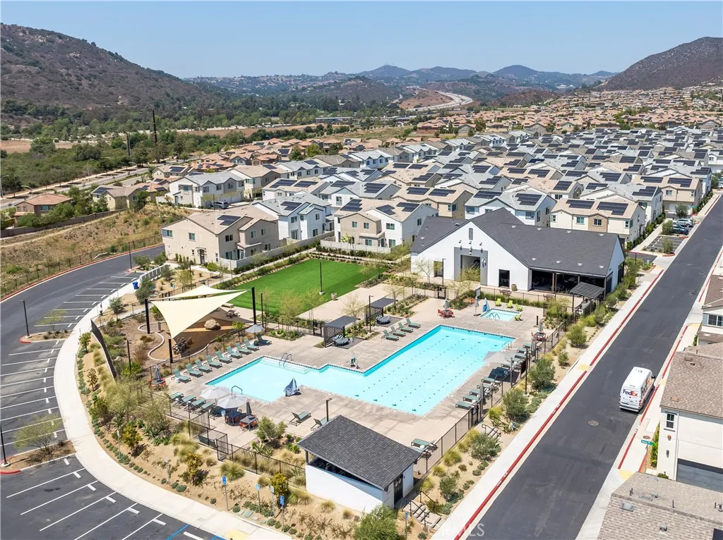 34758 Criollo Way, Fallbrook, California 92028 home-pic-25