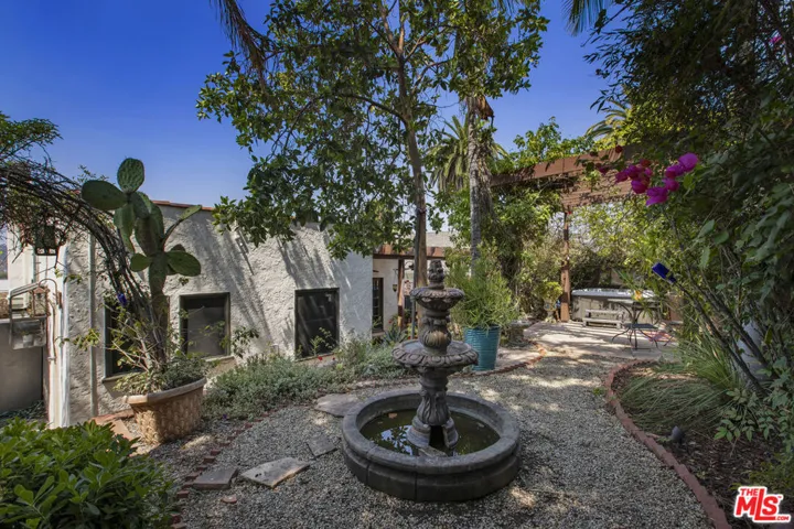 6105 Mount Angelus Drive, Los Angeles, California 90042