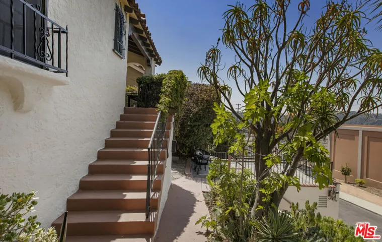 6105 Mount Angelus Drive, Los Angeles, California 90042