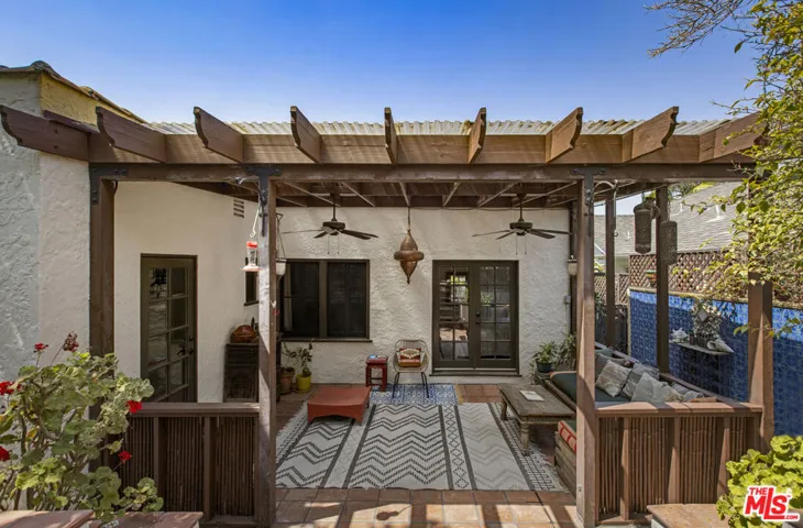 6105 Mount Angelus Drive, Los Angeles, California 90042