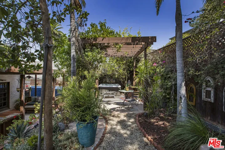 6105 Mount Angelus Drive, Los Angeles, California 90042
