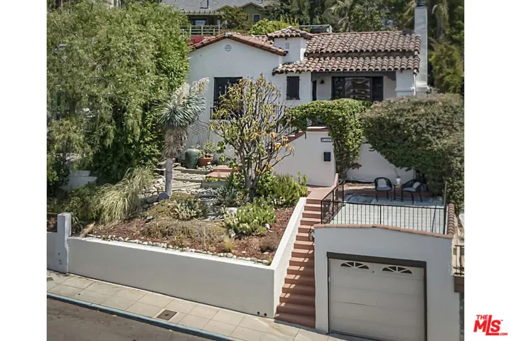 6105 Mount Angelus Drive, Los Angeles, California 90042