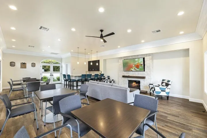 5329 Ruette De Mer, San Diego, California 92130