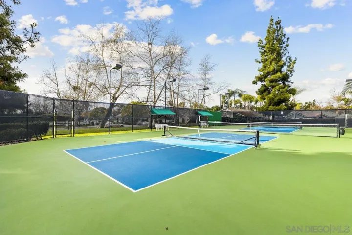 5329 Ruette De Mer, San Diego, California 92130