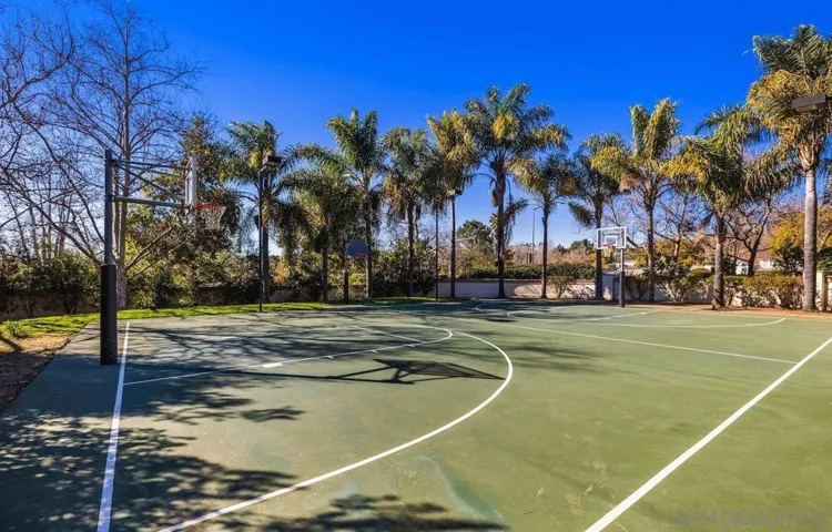 5329 Ruette De Mer, San Diego, California 92130