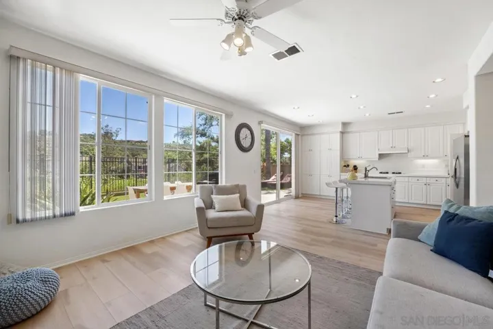 5329 Ruette De Mer, San Diego, California 92130