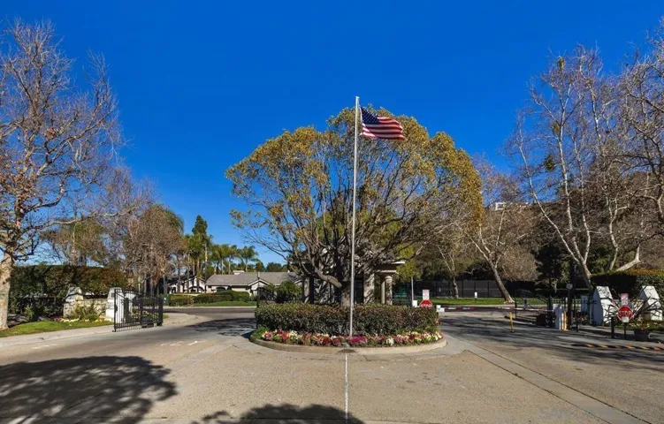 5329 Ruette De Mer, San Diego, California 92130