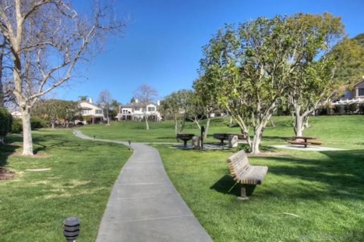 5329 Ruette De Mer, San Diego, California 92130