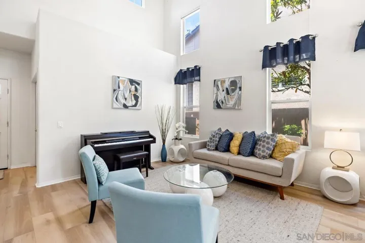 5329 Ruette De Mer, San Diego, California 92130