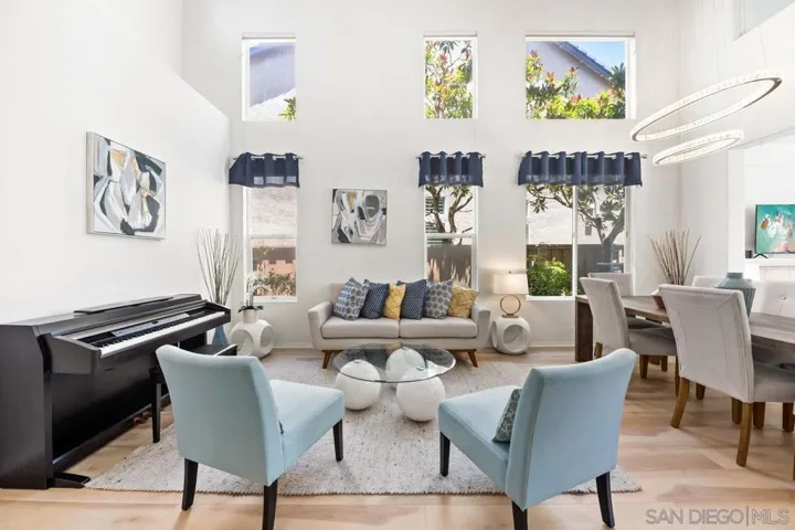 5329 Ruette De Mer, San Diego, California 92130