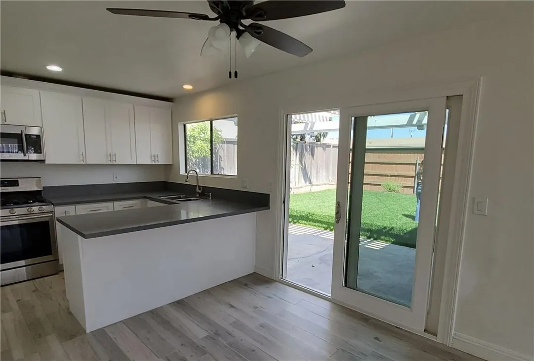 416 Hamilton Street, Costa Mesa, California 92627 home-pic-11