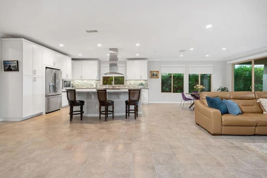 82660 E Mccarroll Drive, Indio, California 92201 home-pic-6