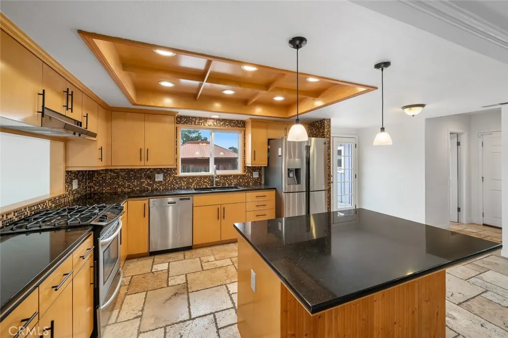 6001 Joan Place, San Luis Obispo, California 93401 home-pic-16