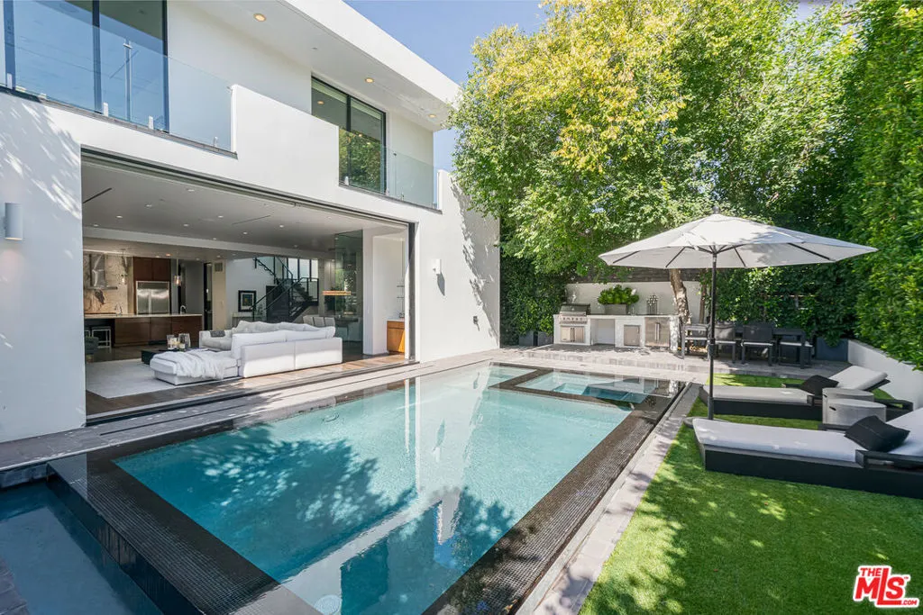 128 S Almont Drive, Los Angeles, California 90048 home-pic-0