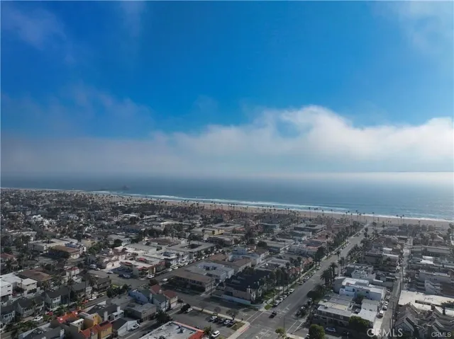 320 17th Street, Huntington Beach, California 92648