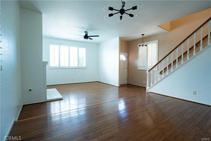 320 17th Street, Huntington Beach, California 92648