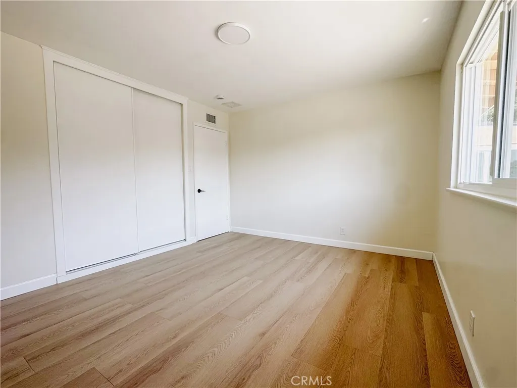 1124 N Soldano Drive, Azusa, California 91702 home-pic-8