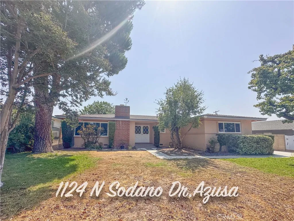 1124 N Soldano Drive, Azusa, California 91702 home-pic-0