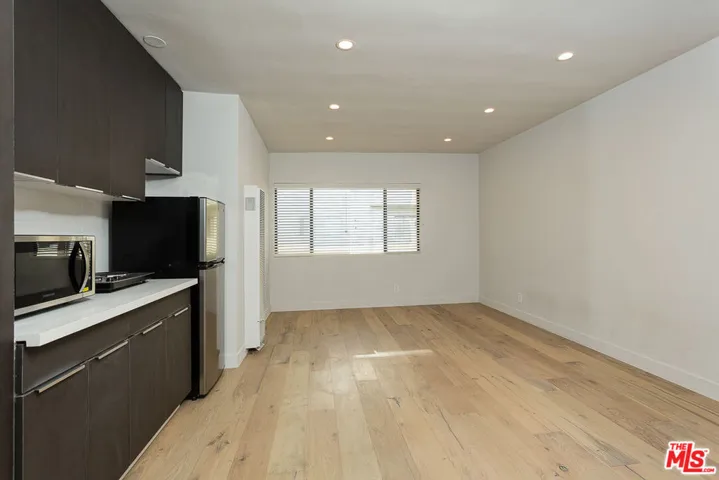 11680 W Ohio Avenue 104, Los Angeles, California 90025
