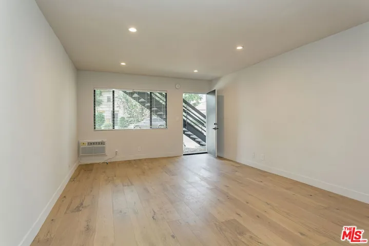 11680 W Ohio Avenue 104, Los Angeles, California 90025