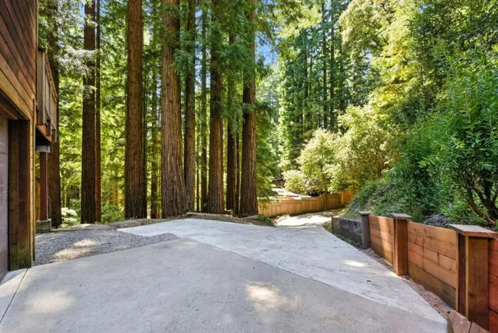 720 Quigg Way, Boulder Creek, California 95006