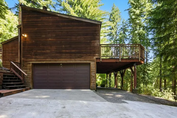720 Quigg Way, Boulder Creek, California 95006
