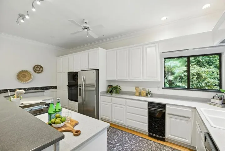 720 Quigg Way, Boulder Creek, California 95006