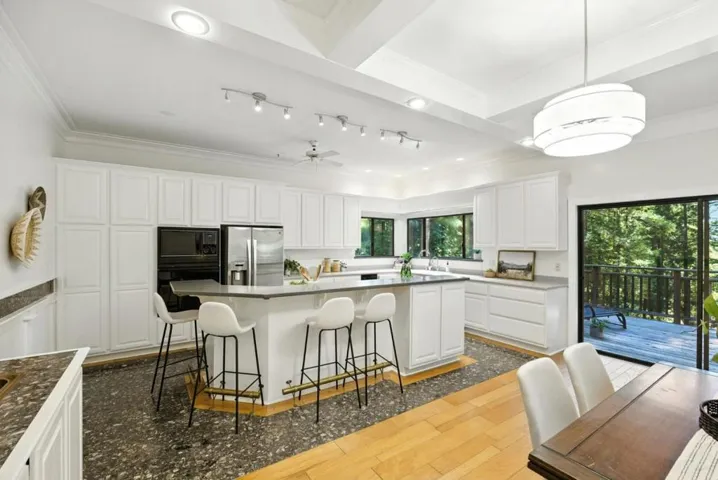 720 Quigg Way, Boulder Creek, California 95006