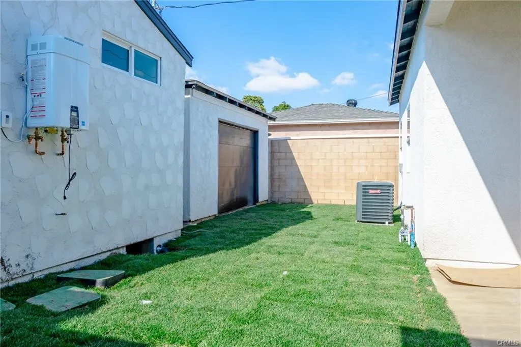 5916 Walnut Avenue, Long Beach, California 90805 home-pic-22