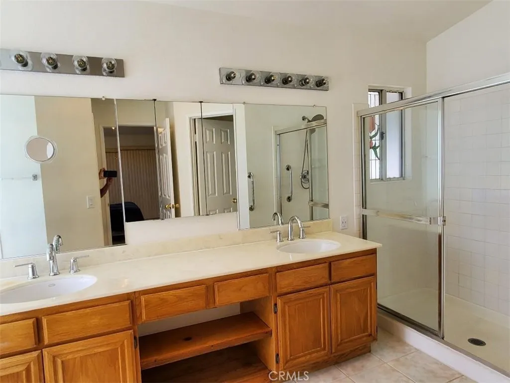 2137 Garland Way, Hemet, California 92545 home-pic-15