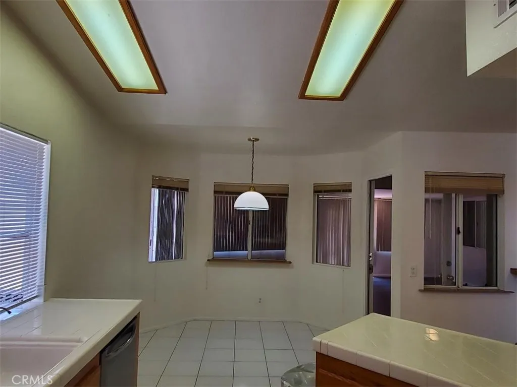 2137 Garland Way, Hemet, California 92545 home-pic-11