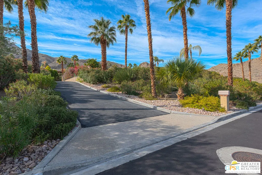 27 Alta Vista Drive, Rancho Mirage, California 92270 home-pic-35