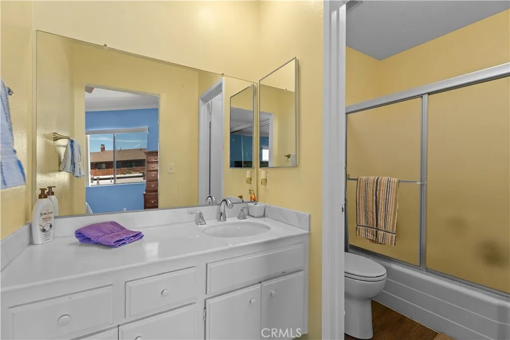 1216 Westmont Drive, San Pedro, California 90732 home-pic-7