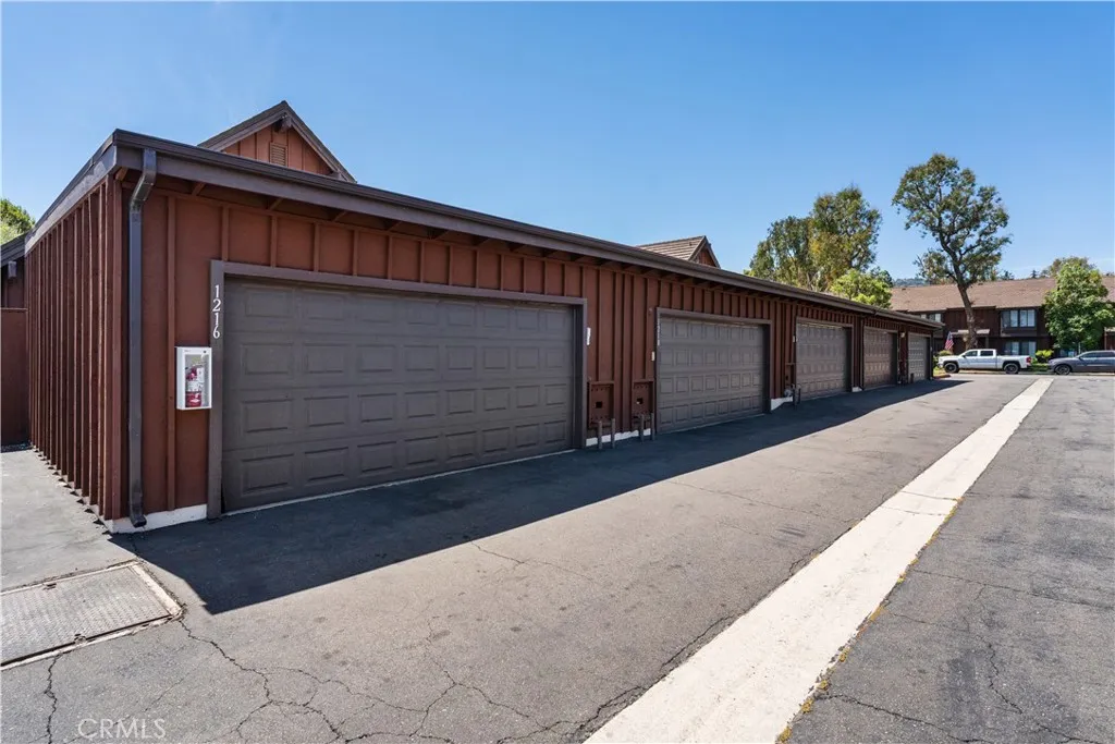 1216 Westmont Drive, San Pedro, California 90732 home-pic-10
