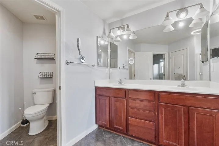 1026 Papaya Street, Madera, California 93638