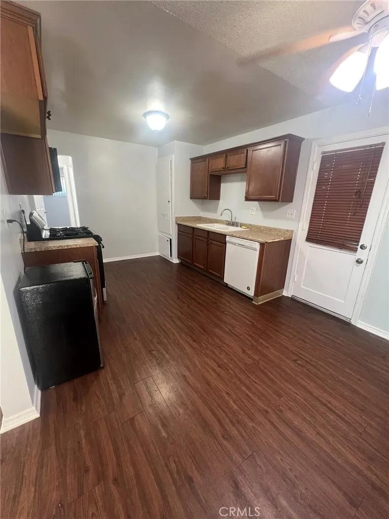 221 N San Gabriel Avenue F, Azusa, California 91702, 1 Bedroom Bedrooms, ,1 BathroomBathrooms,Residential Lease,For Rent,San Gabriel,OC25186145