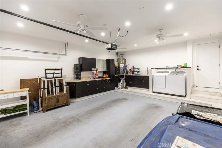 10426 Larwin Avenue, Chatsworth, California 91311