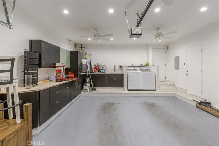 10426 Larwin Avenue, Chatsworth, California 91311