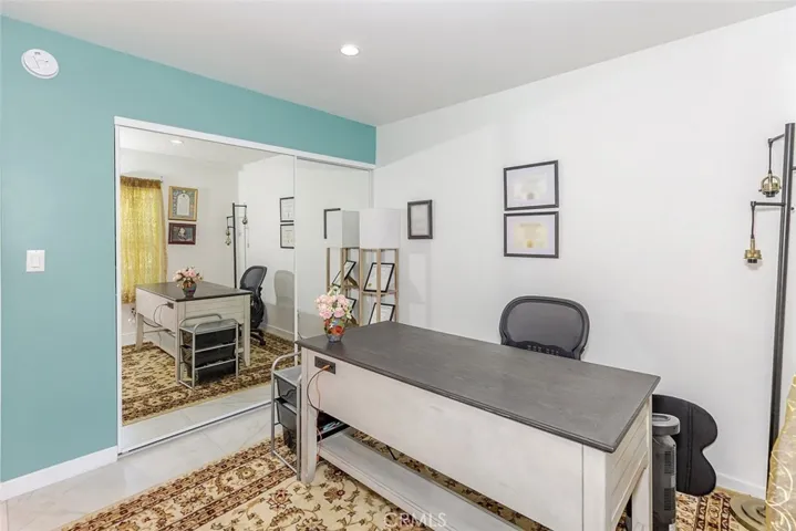 10426 Larwin Avenue, Chatsworth, California 91311